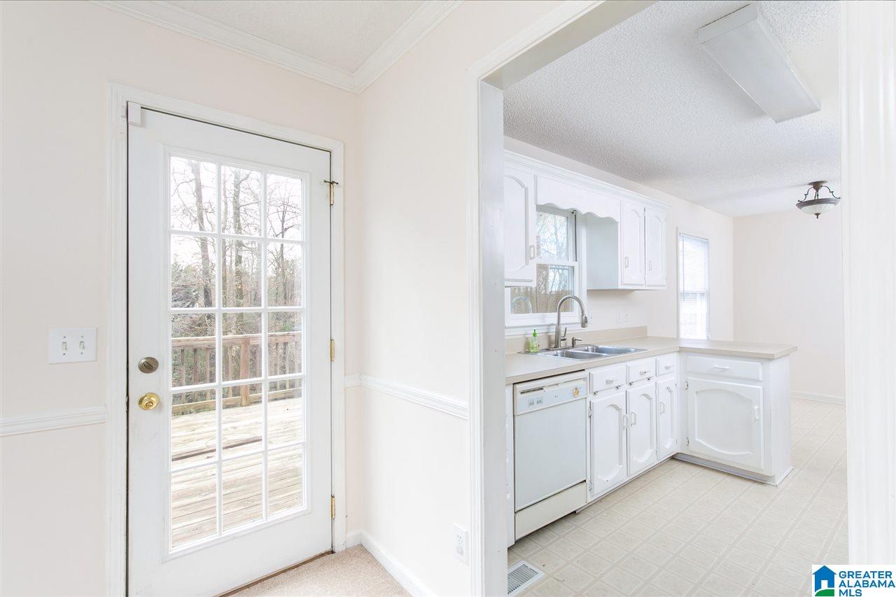 417 Poplar Ridge Drive Alabaster, AL 35007 - Photo 11 of 24