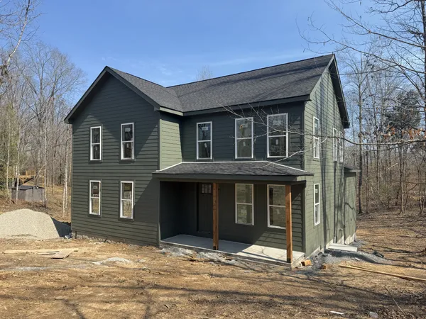 $700,000 | 10022 Forest Lane, Bon Aqua, TN 37025