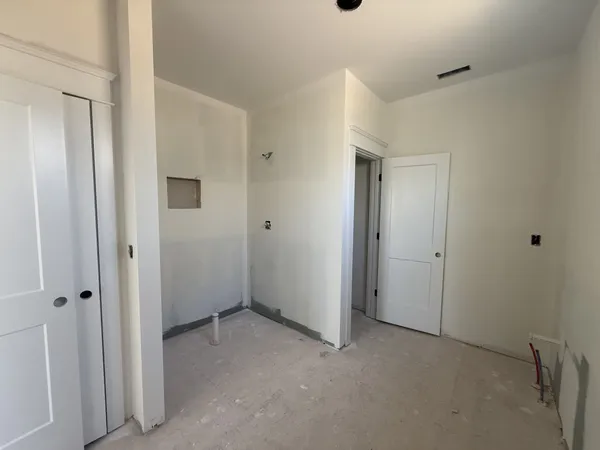 $700,000 | 10022 Forest Lane, Bon Aqua, TN 37025