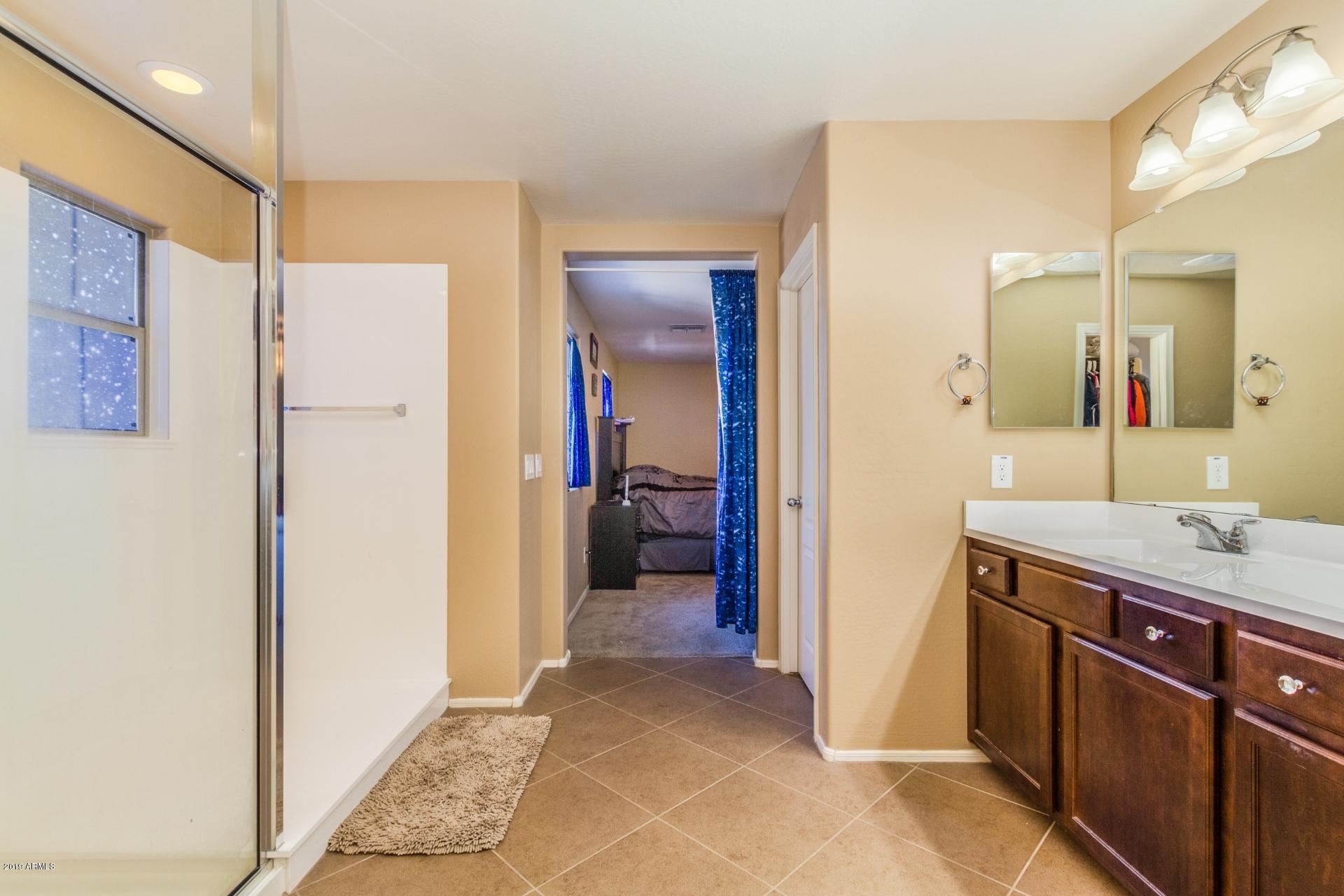 12131 West Rowel Road Peoria, AZ 85383 - Photo 8 of 25 0026-Rowel (15)