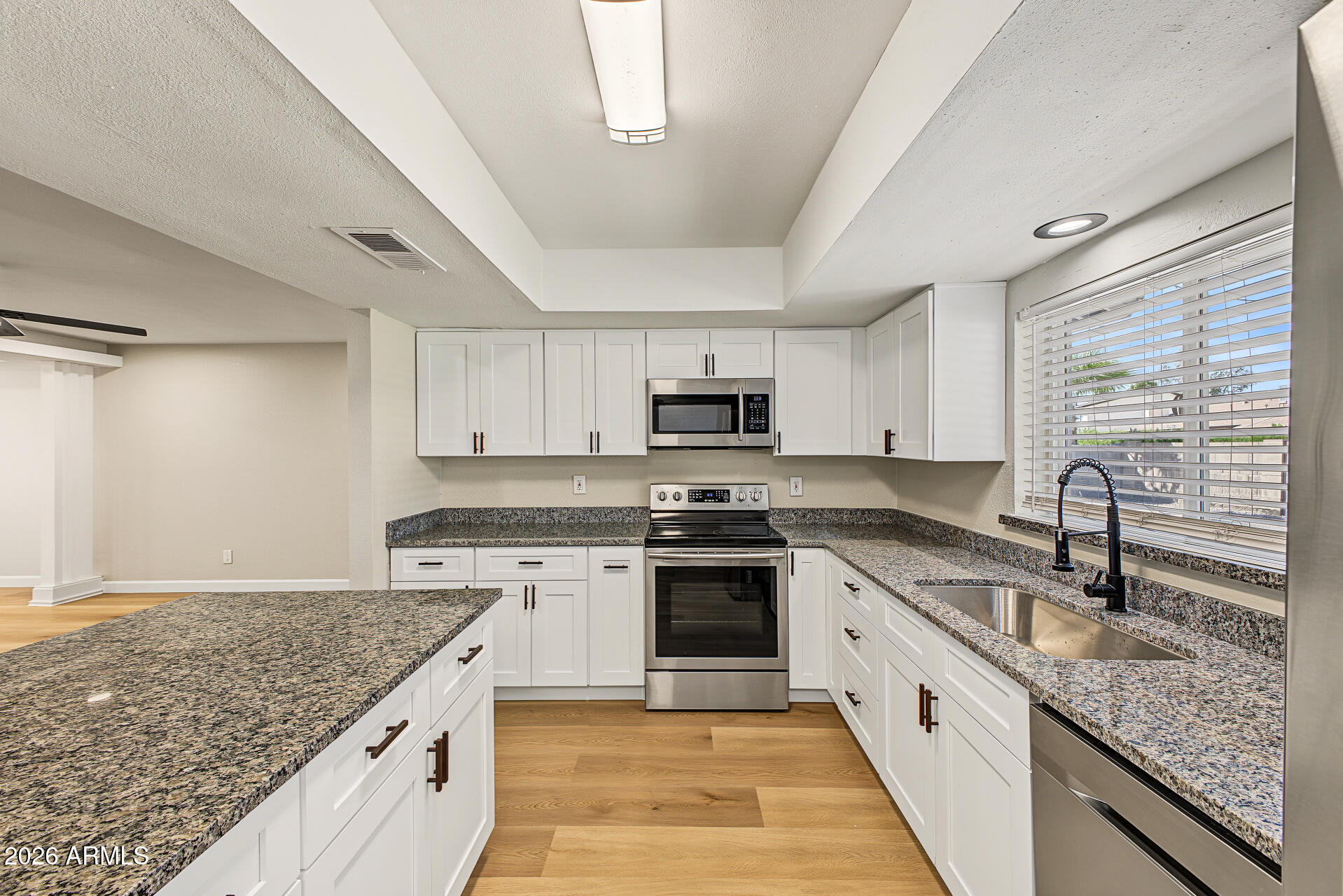 2628 South Reyes Mesa, AZ 85202 - Photo 17 of 42 17 - Reyes 2628