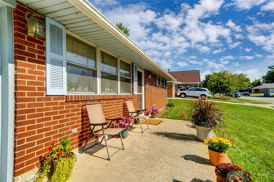 5753 Beth Road Huber Heights, OH 45424 - Photo 6 of 38 Gallery Image 6