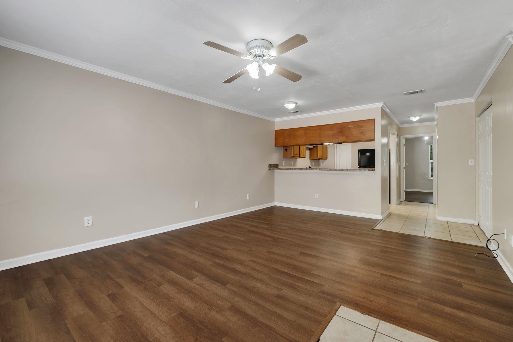 534 Collinsford Road Tallahassee, FL 32301 - Photo 3 of 20