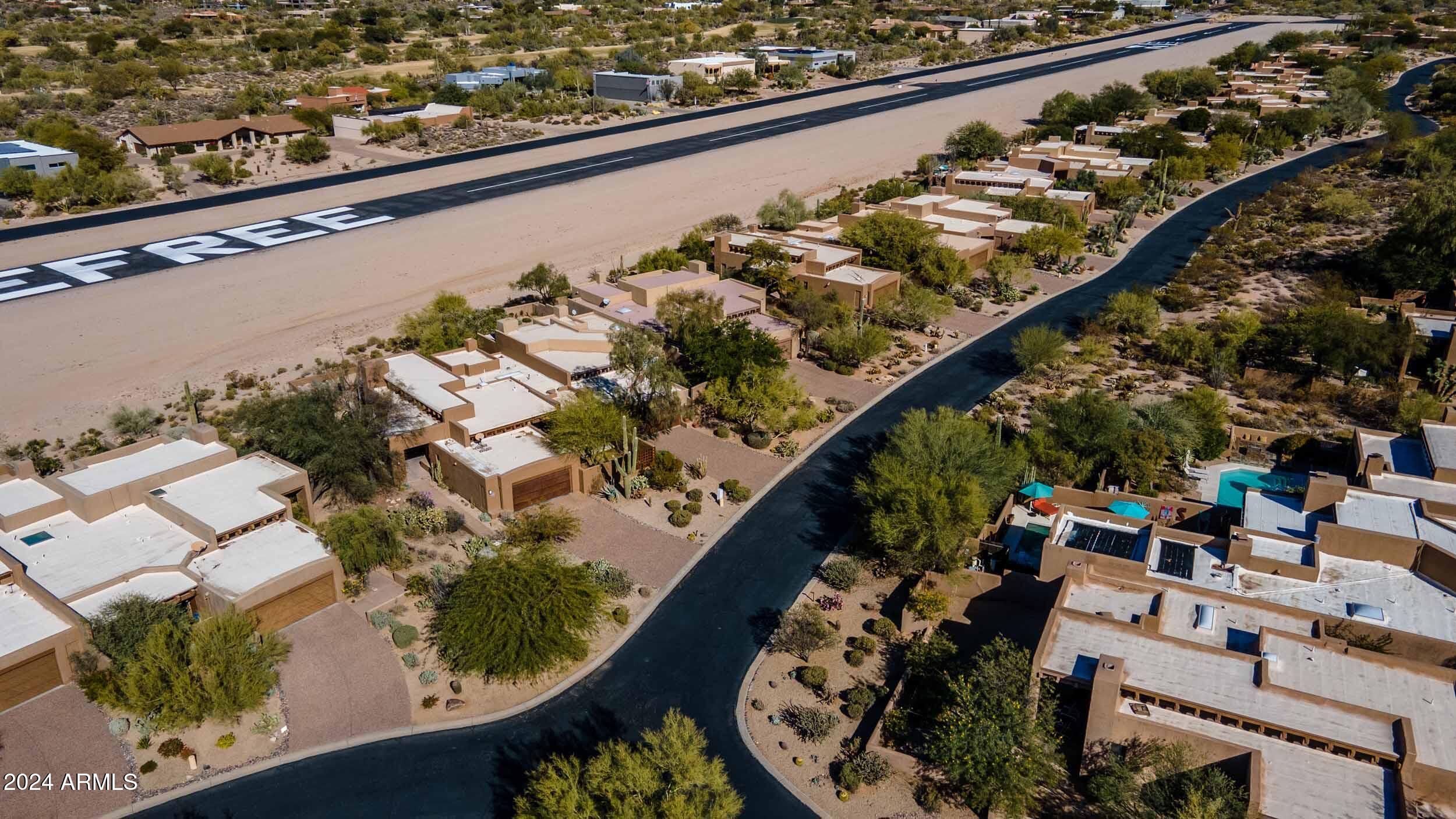 8502 East Cave Creek Road, Unit 10 Carefree, AZ 85377 - Photo 8 of 44