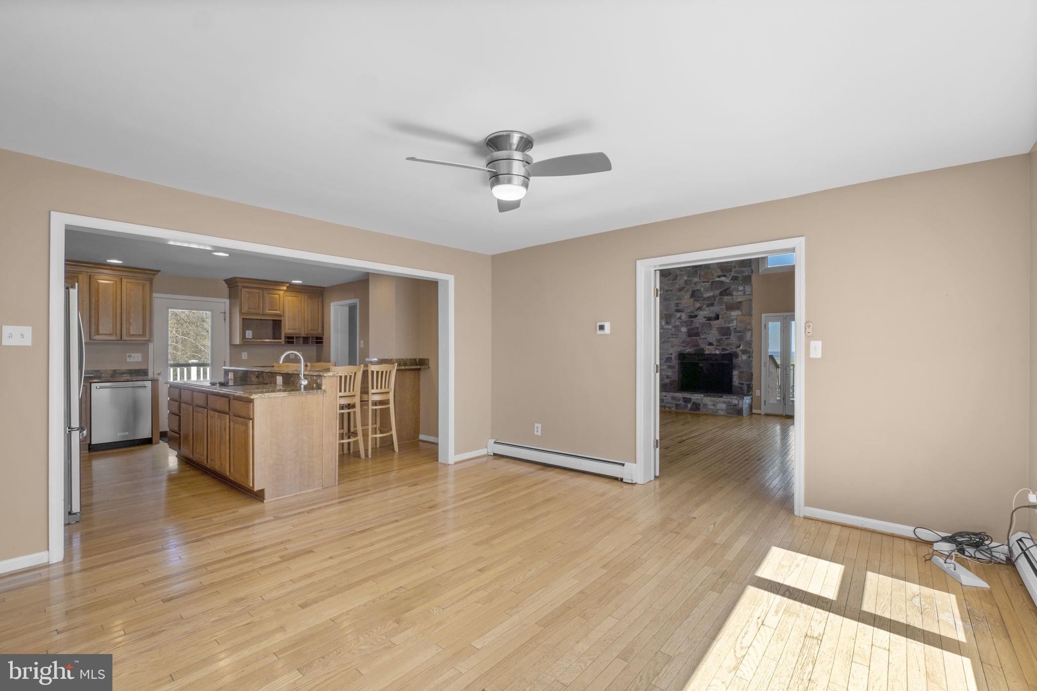 10812 Putman Road Thurmont, MD 21788 - Photo 14 of 60