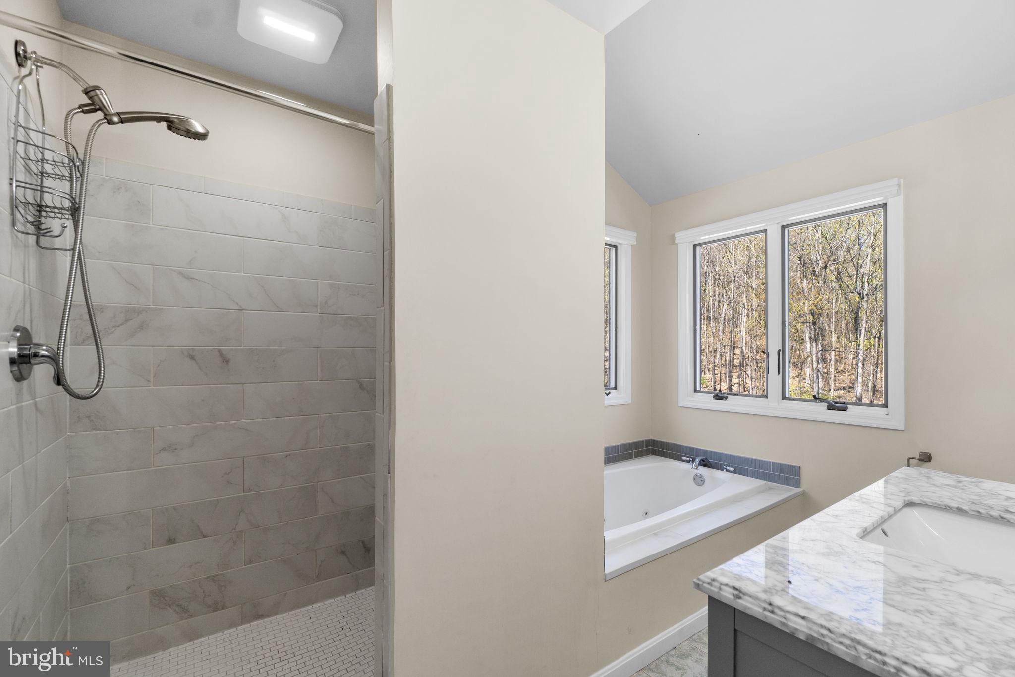 10812 Putman Road Thurmont, MD 21788 - Photo 27 of 60