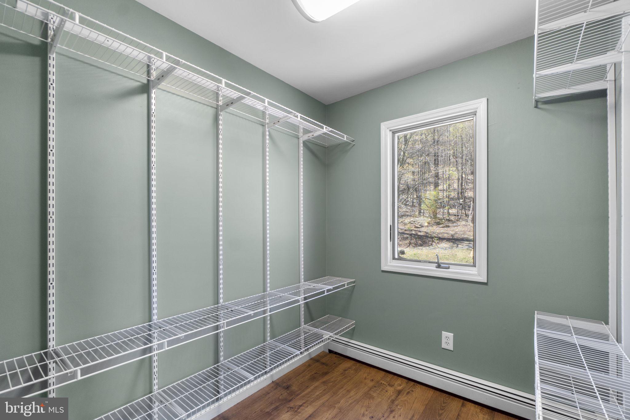 10812 Putman Road Thurmont, MD 21788 - Photo 29 of 60