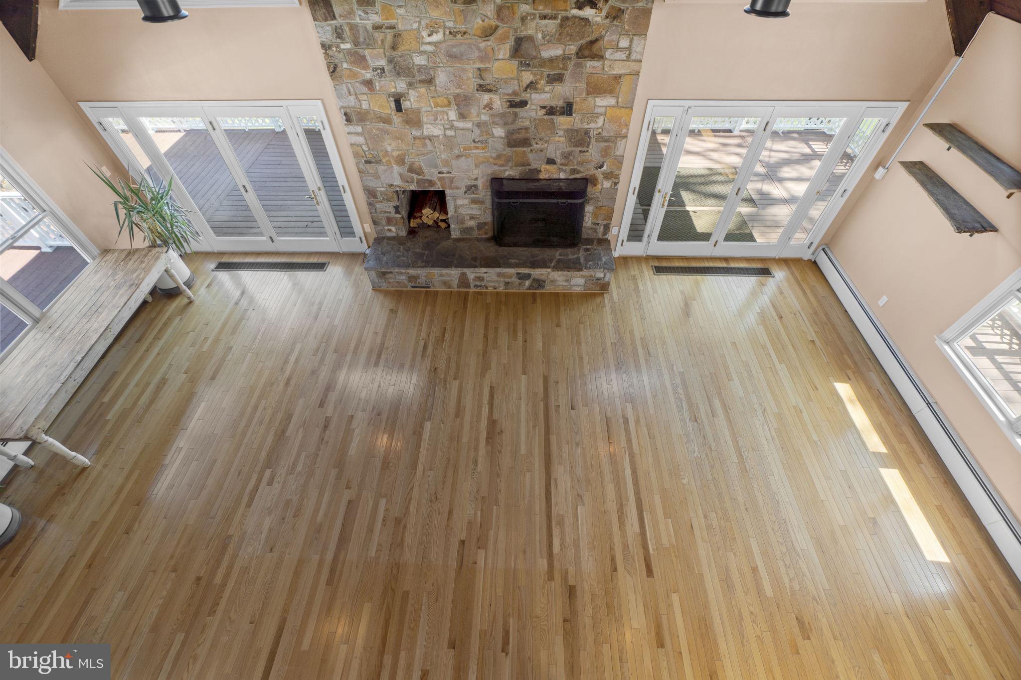 10812 Putman Road Thurmont, MD 21788 - Photo 3 of 60