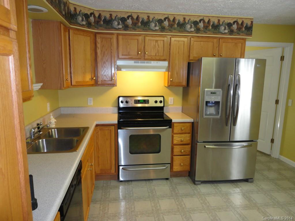 4969 Slanting Bridge Road, Unit 11 Sherrills Ford, NC 28673 - Photo 9 of 24 Gallery Image 9