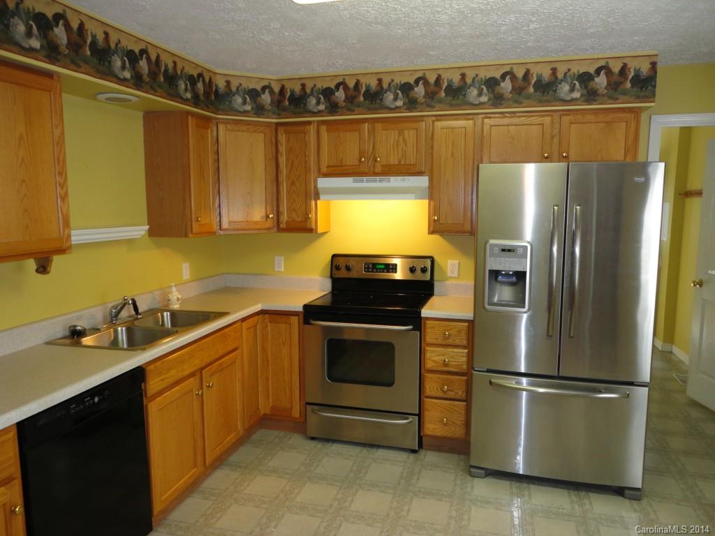 4969 Slanting Bridge Road, Unit 11 Sherrills Ford, NC 28673 - Photo 10 of 24 Gallery Image 10