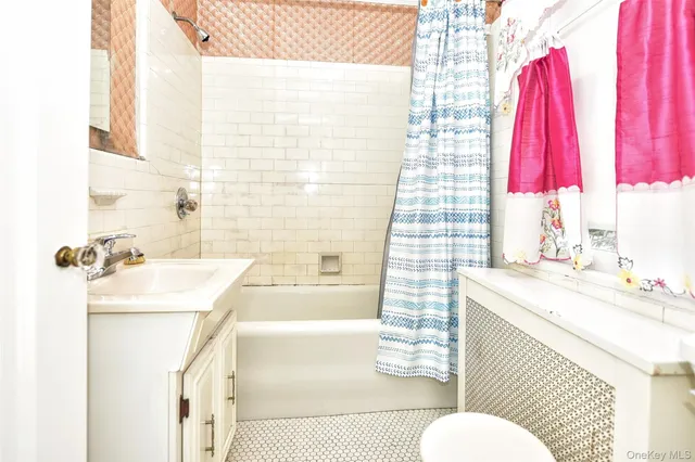 $725,000 | 85 Battle Avenue, White Plains, NY 10606