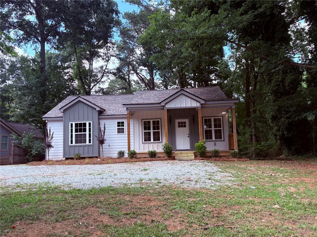 629 Rountree Road Riverdale, GA 30274 - Photo 2 of 15