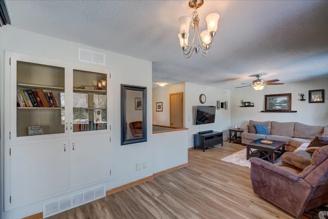 $450,000 | 2718 Hilltop Drive, Sun Prairie, WI 53590