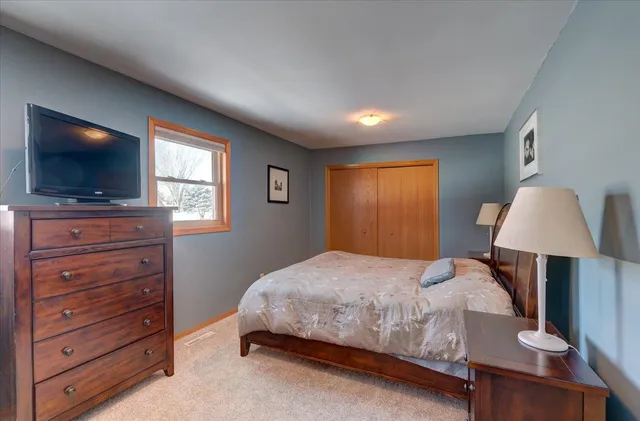 $450,000 | 2718 Hilltop Drive, Sun Prairie, WI 53590