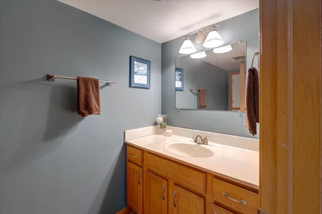 $450,000 | 2718 Hilltop Drive, Sun Prairie, WI 53590