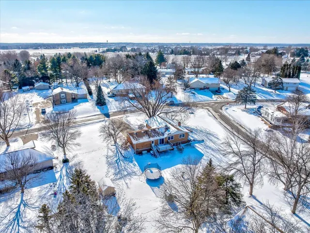 $450,000 | 2718 Hilltop Drive, Sun Prairie, WI 53590