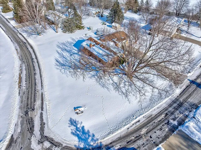 $450,000 | 2718 Hilltop Drive, Sun Prairie, WI 53590