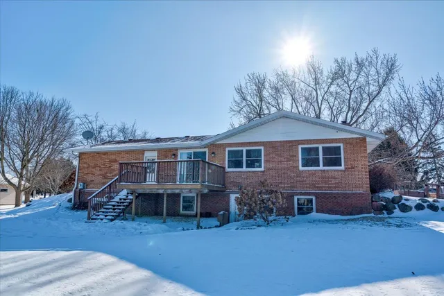 $450,000 | 2718 Hilltop Drive, Sun Prairie, WI 53590