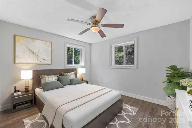 $355,000 | 425 Lyndhurst Drive, Hendersonville, NC 28791