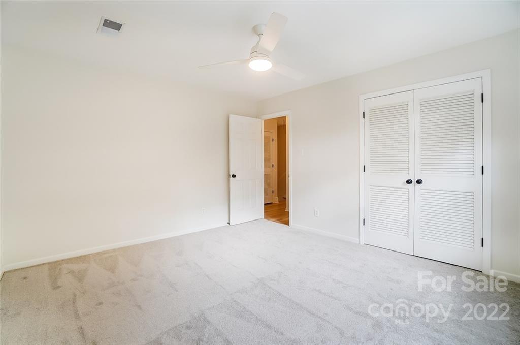 2601 Innsbrook Road Charlotte, NC 28226 - Photo 33 of 48 Gallery Image 33