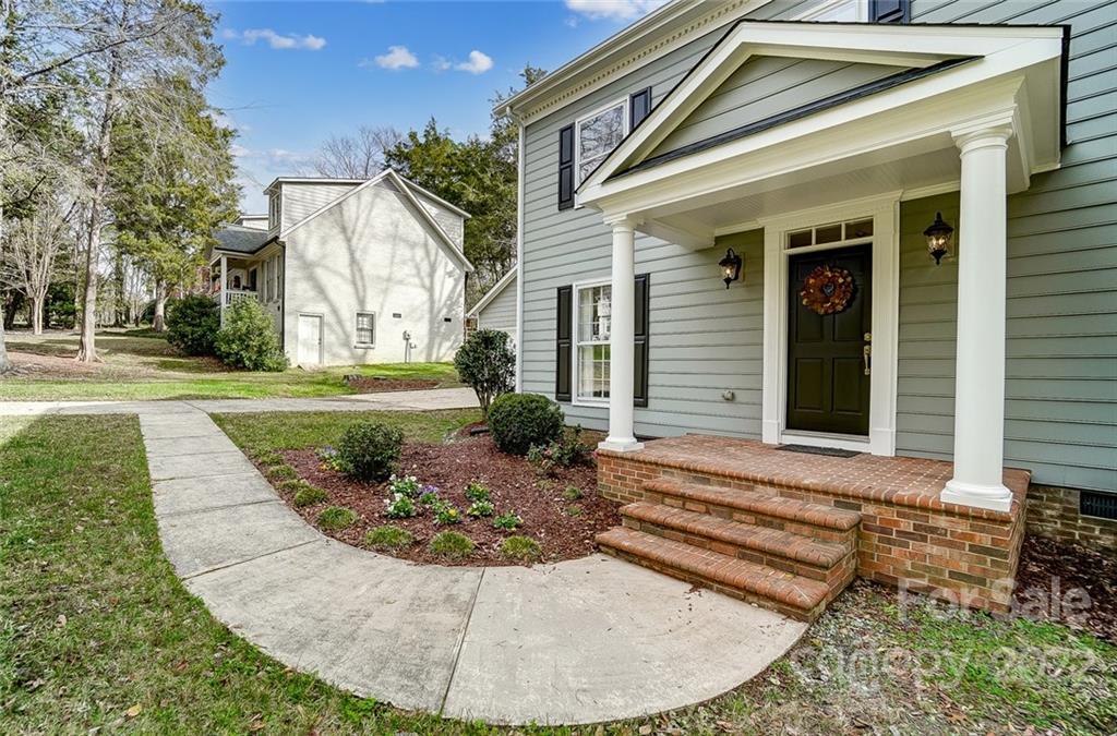 2601 Innsbrook Road Charlotte, NC 28226 - Photo 4 of 48 Gallery Image 4