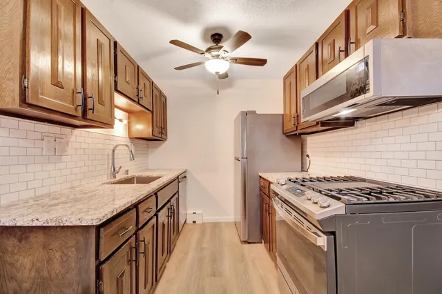 $225,000 | 1321 West Main Street, Unit 310, Lake Geneva, WI 53147