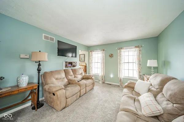 $399,900 | 3004 West Aruba Way, Muncie, IN 47302