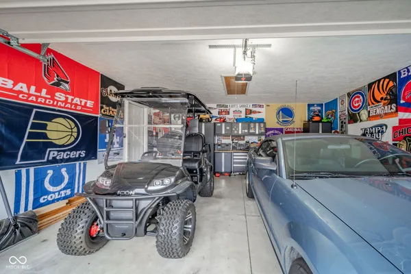 $399,900 | 3004 West Aruba Way, Muncie, IN 47302