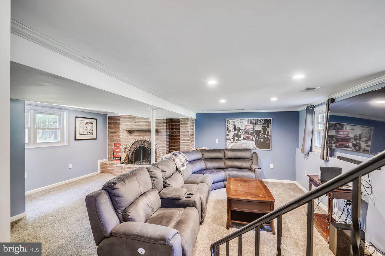 3705 Altondale Road Reisterstown, MD 21136 - Photo 15 of 39 Lower Familyroom