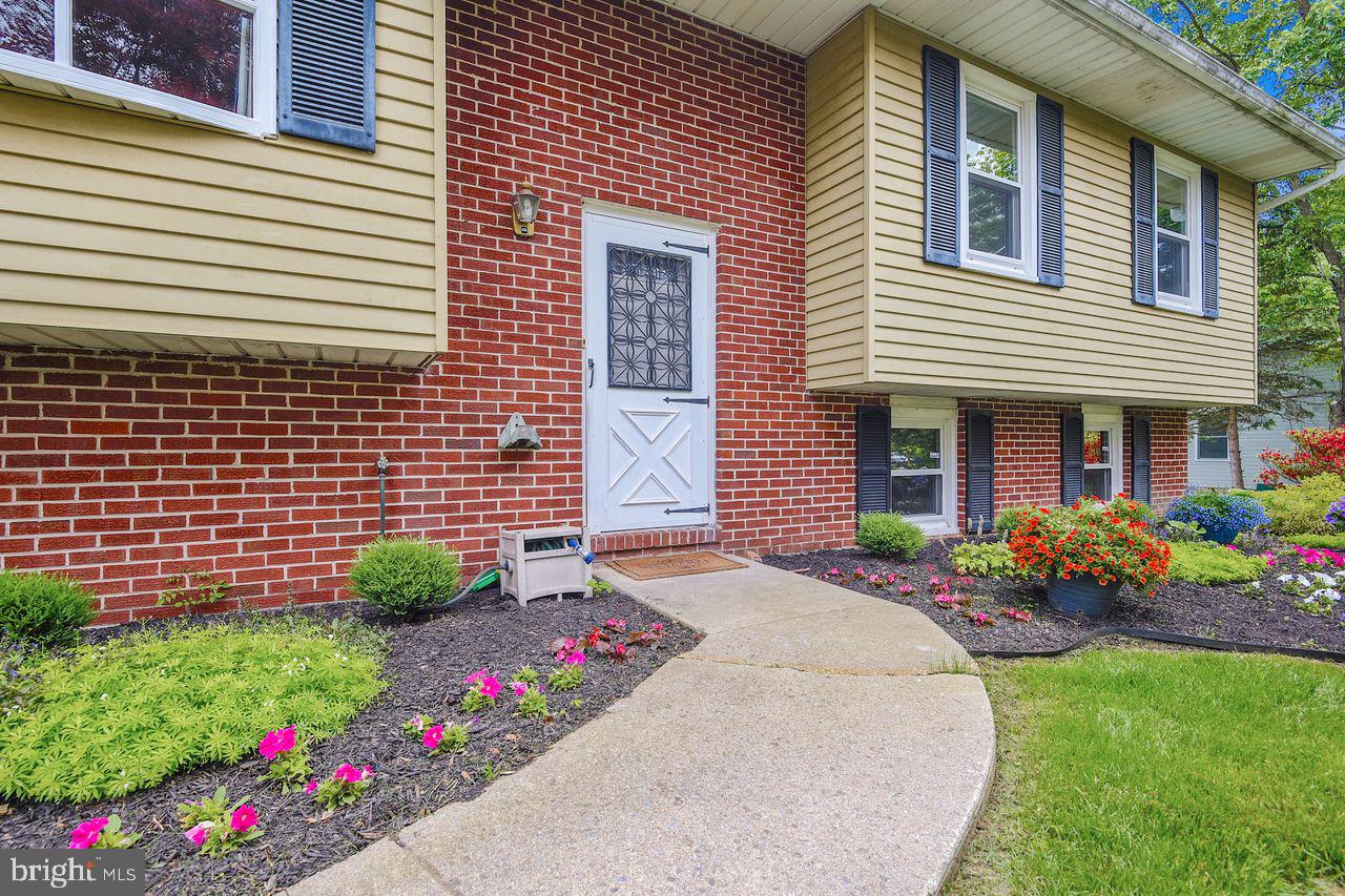 3705 Altondale Road Reisterstown, MD 21136 - Photo 3 of 39 Gallery Image 3