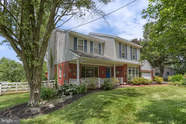 $489,900 | 975 Groff Avenue, Elizabethtown, PA 17022