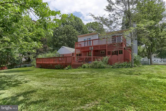 $489,900 | 975 Groff Avenue, Elizabethtown, PA 17022