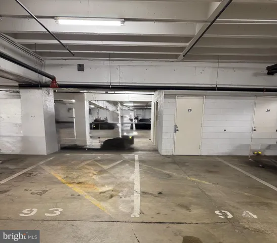 $279,900 | 24 Courthouse Square, Unit 607, Rockville, MD 20850