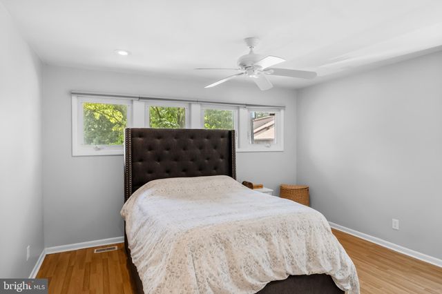 $275,000 | 210 Uxbridge, Cherry Hill, NJ 08034