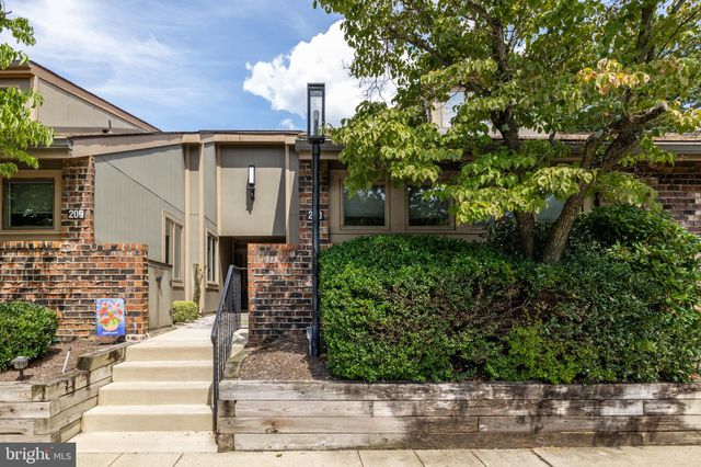 $275,000 | 210 Uxbridge, Cherry Hill, NJ 08034