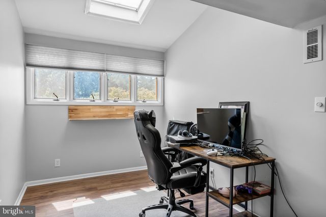 $275,000 | 210 Uxbridge, Cherry Hill, NJ 08034