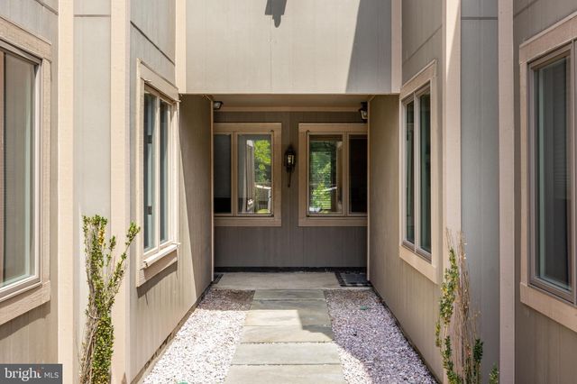 $275,000 | 210 Uxbridge, Cherry Hill, NJ 08034