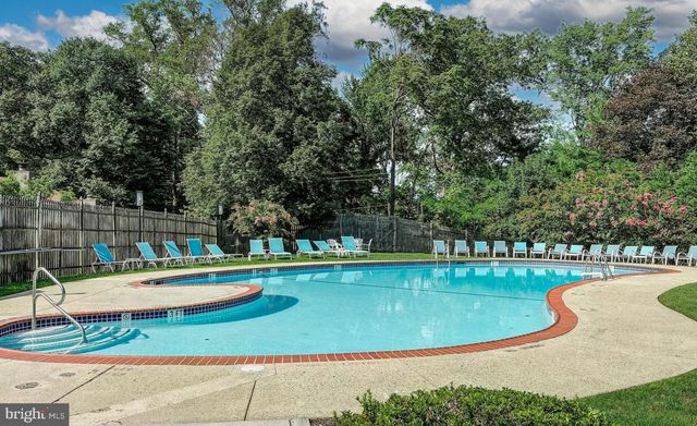 $275,000 | 210 Uxbridge, Cherry Hill, NJ 08034