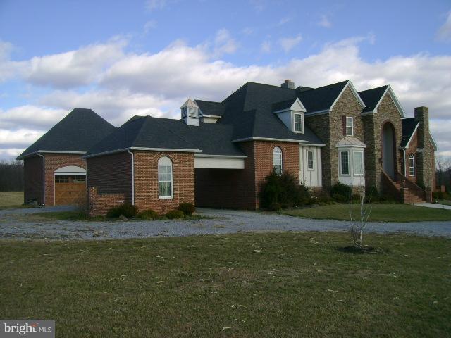 181 French Road Shenandoah Junction, WV 25442 - Photo 10 of 27 Exterior (Front)2