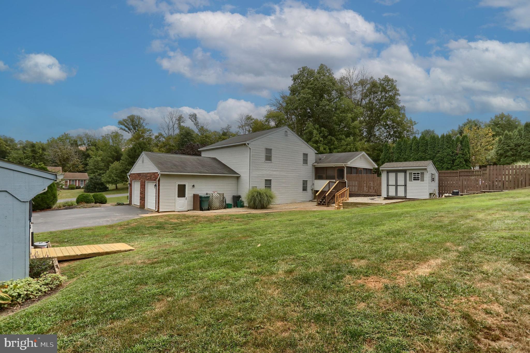 46 Cherokee Road Willow Street, PA 17584 - Photo 21 of 24 Over an acre of land