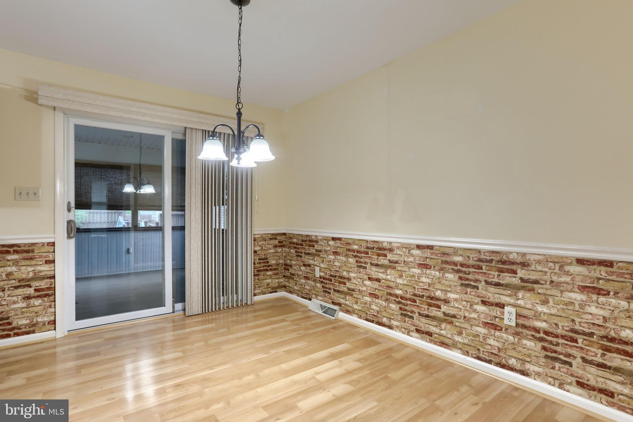 46 Cherokee Road Willow Street, PA 17584 - Photo 5 of 24 Eat in Kitchen/dining