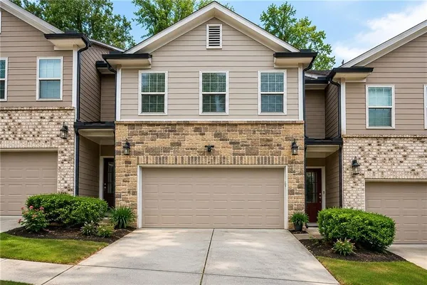 $299,000 | 547 Monticello Boulevard Southeast, Atlanta, GA 30354