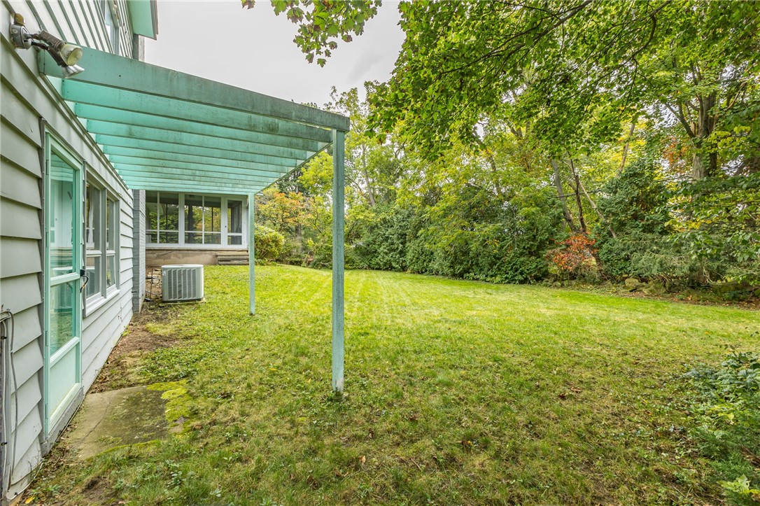 150 Georgian Court Road Brighton, NY 14610 - Photo 38 of 40 Gallery Image 38