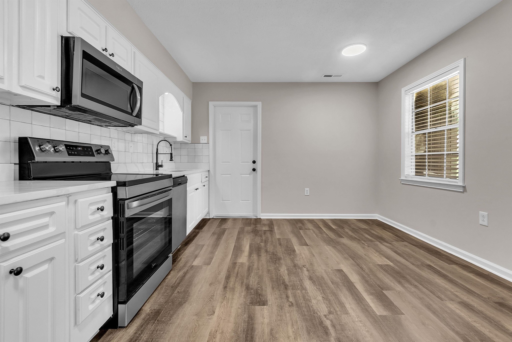 6429 Bardstown Road Bartlett, TN 38134 - Photo 6 of 24 Gallery Image 6