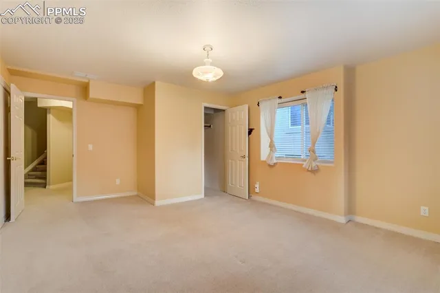 a view of empty room