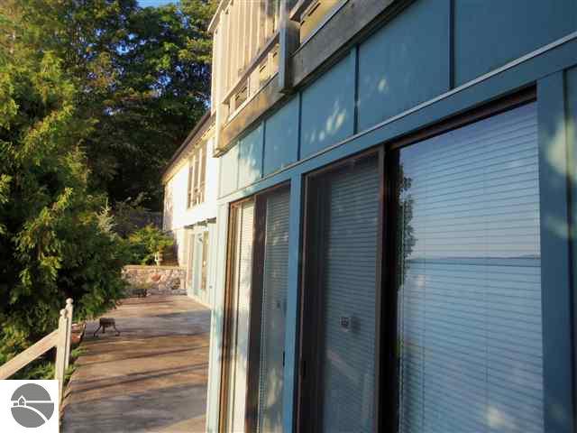 610 South Stony Point Road Suttons Bay, MI 49682 - Photo 11 of 22 1737877-10.JPG