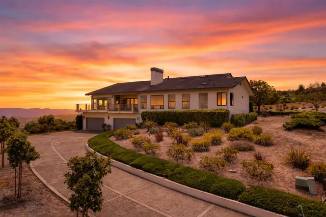 $2,895,000 | 25611 Whip Road, Monterey, CA 93940