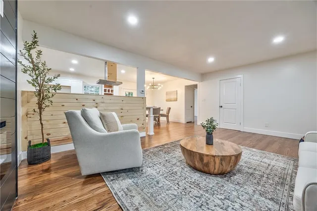 $345,000 | 5509 West 50th Terrace, Roeland Park, KS 66202