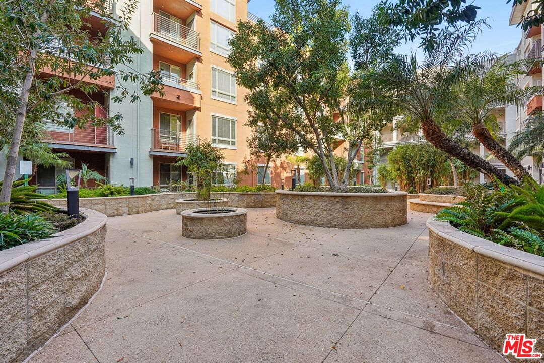 100 South Alameda Street, Unit 477 Los Angeles, CA 90012 - Photo 22 of 24 a view of a street with houses