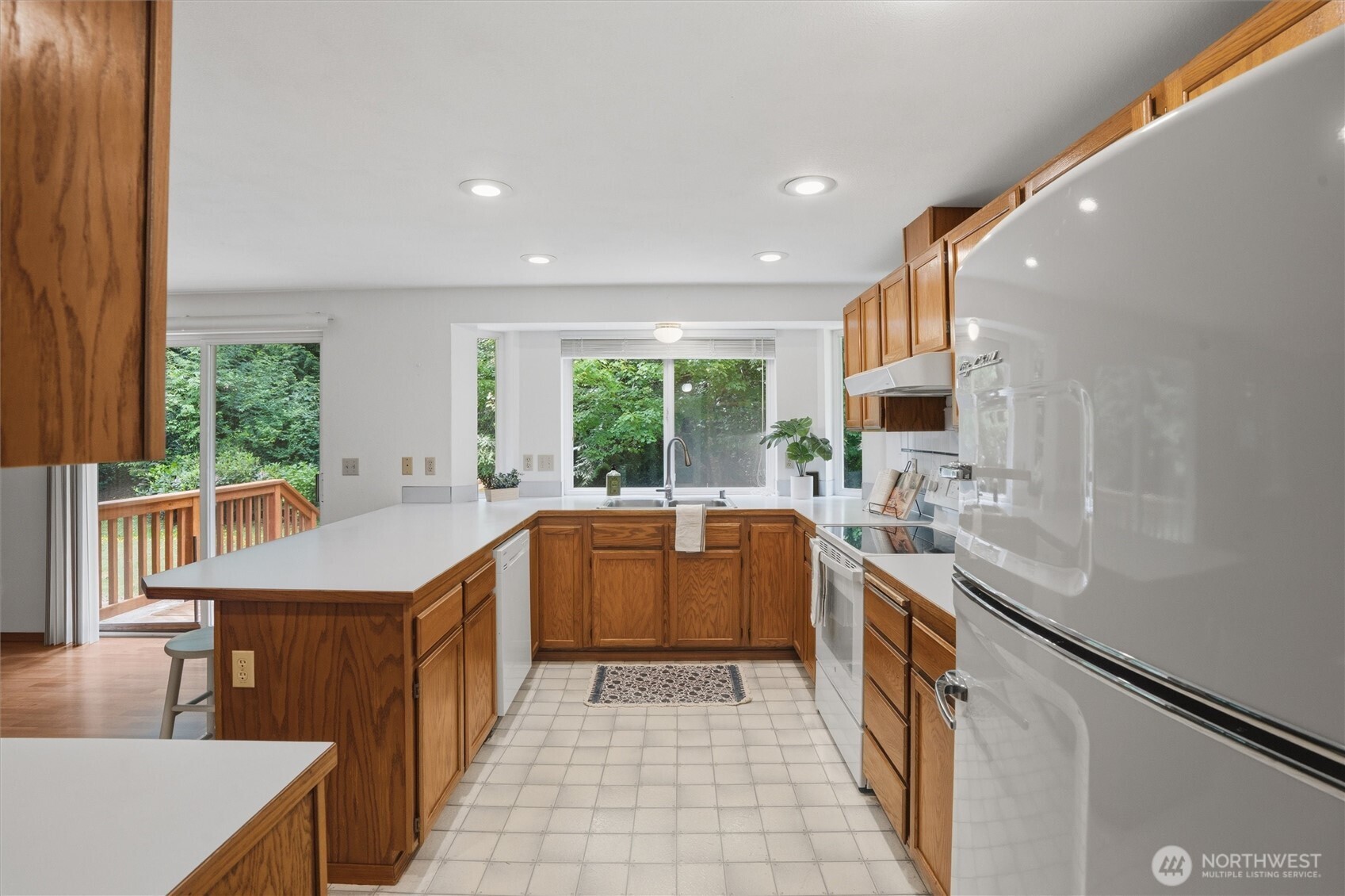 4236 Locker Road Southeast Port Orchard, WA 98366 - Photo 20 of 40 Gallery Image 20